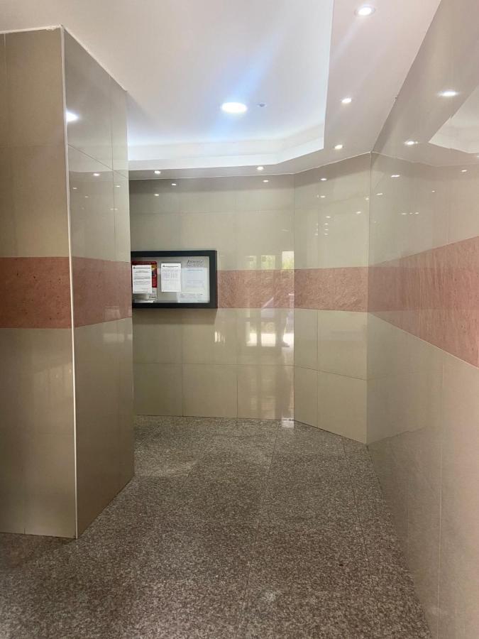 קומאנובו Royal King Apartment מראה חיצוני תמונה