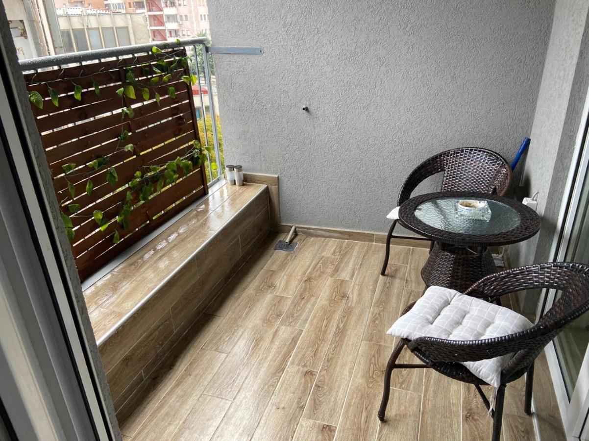 קומאנובו Royal King Apartment מראה חיצוני תמונה